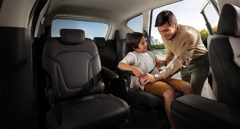 Hyundai Stargazer - Nội thất 4